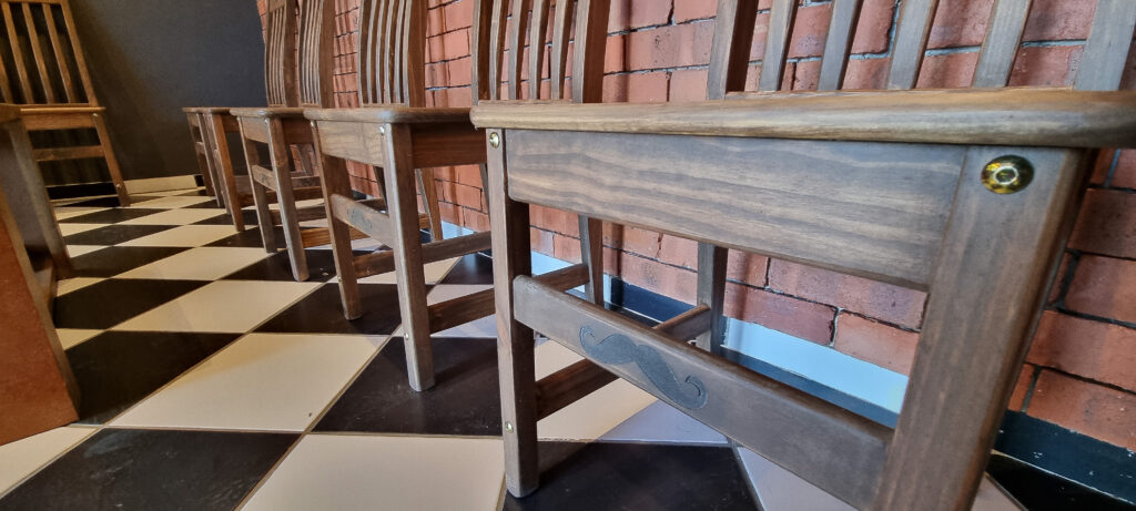 Bosveld Dekor - Universal Barber Interior