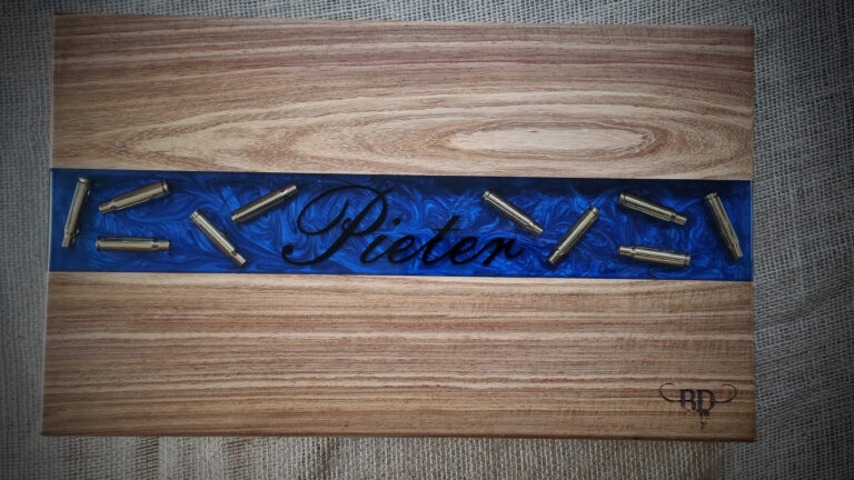 Bosveld Dekor - Custom resin serving board