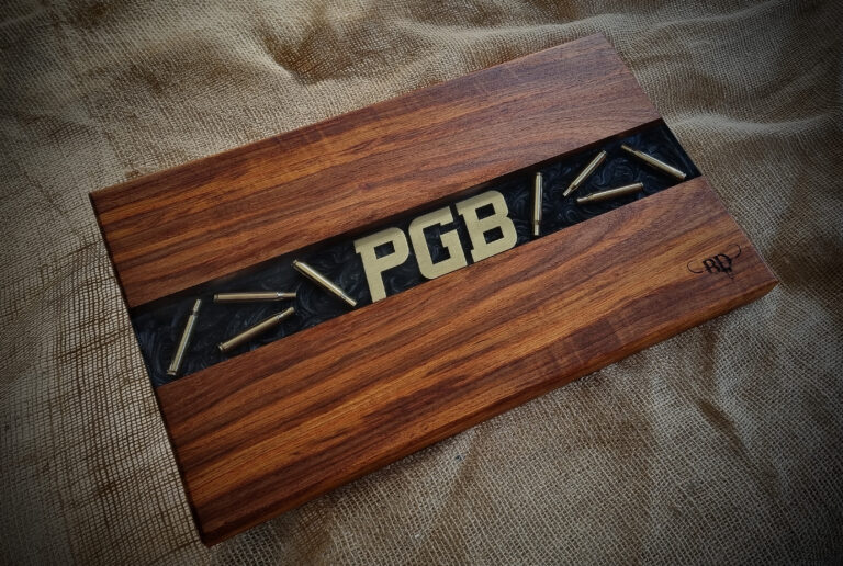 Bosveld Dekor - Custom resin serving board
